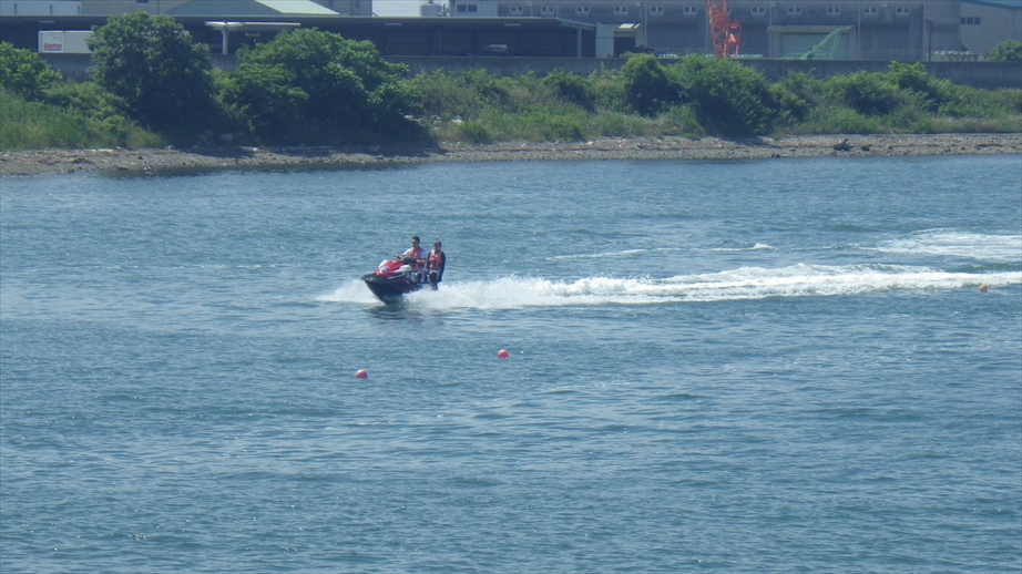 颯爽と走るジェット！